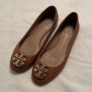 Like new! Only worn twice! Tory Burch ballet flats